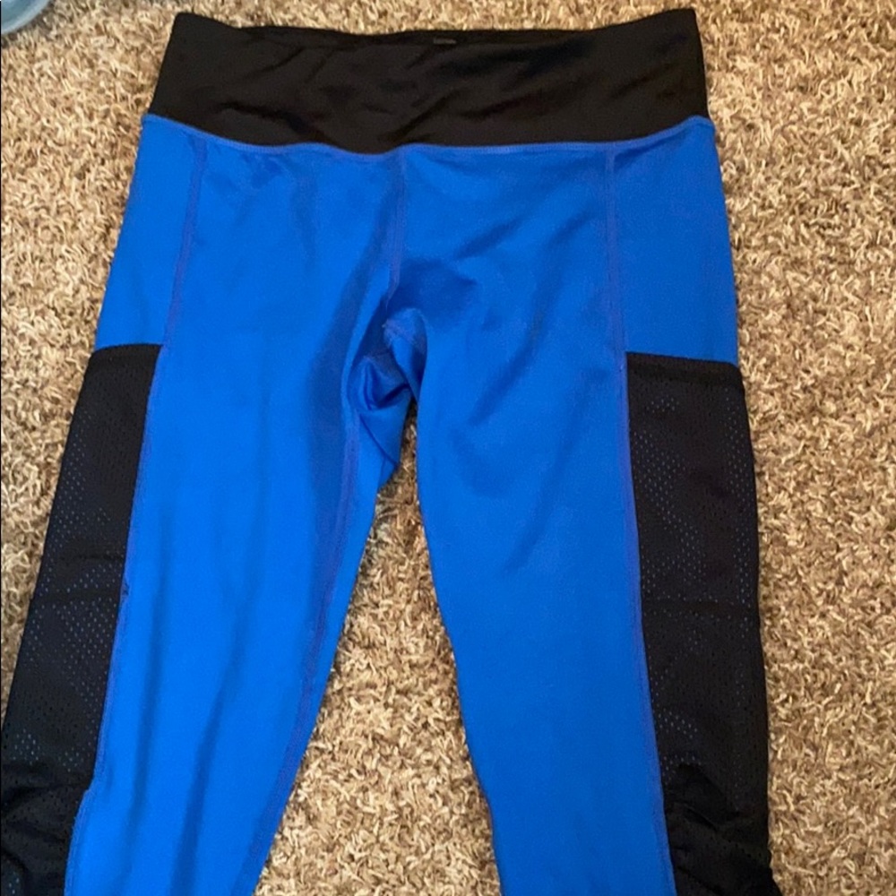 Capri work out leggings